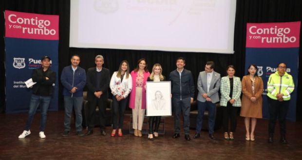 Rivera se reúne con estudiantes del ICI para diálogo contra adicciones