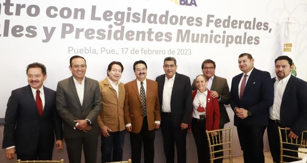 Céspedes se reúne con Mario Delgado, dirigencia de Morena, Armenta y Mier