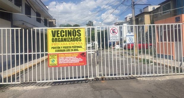 Prohibidas, rejas para cerrar calles en Puebla: comuna; pide acercarse a Sgydu