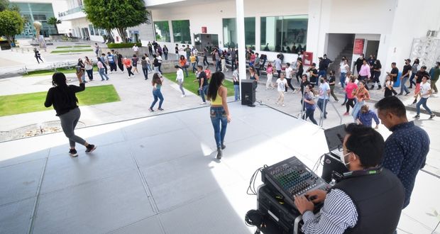 BUAP te invita a clases gratis de cumbia sonidera en el CCU