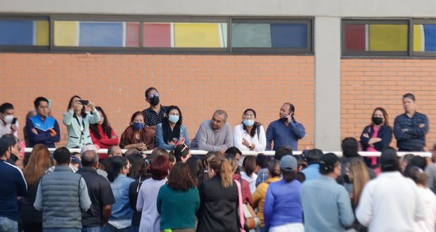 Protestan en Instituto Oriente por alza en colegiaturas; habrá diálogo