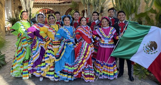Ballet Folklórico de BUAP llevará bailes mexicanos a festival en Italia
