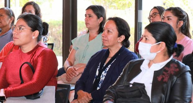 Capacita Economía a emprendedoras para el impulso de proyectos de negocio