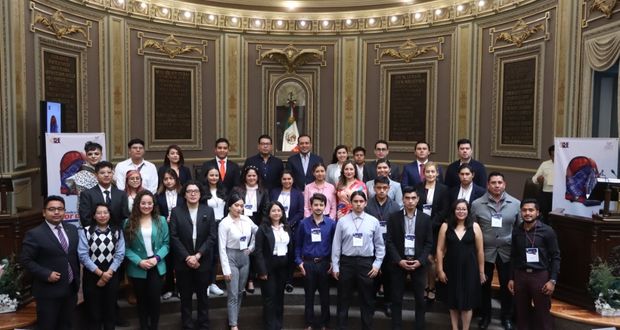 Congreso de Puebla mantendrá puertas abiertas a las jóvenes: Castillo