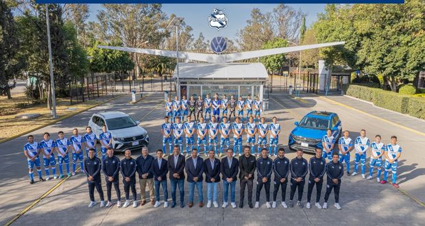 VW presente en la foto oficial de “La Franja” del Clausura 2023