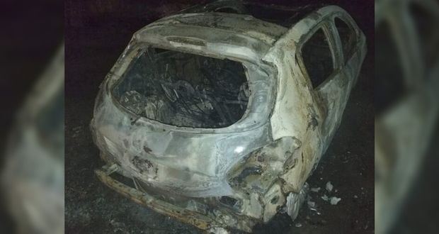 Reavivan violencia en Jolalpan: calcinan cuerpos dentro de camionetas