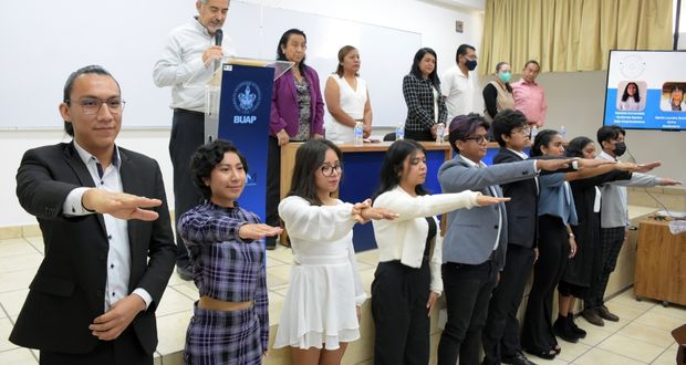 Toman protesta los grupos estudiantiles Descubriendo pequeños científicos e Innovando Con-ciencia