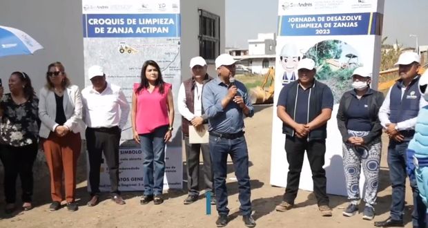 Ayuntamiento de San Andrés Cholula inicia limpieza de zanja Actipan