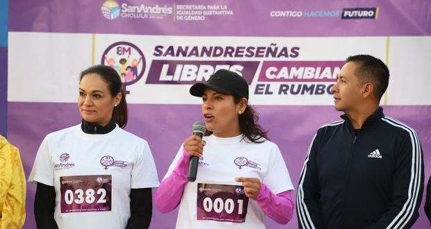 Ayuntamiento de San Andrés Cholula realiza carrera por 8M