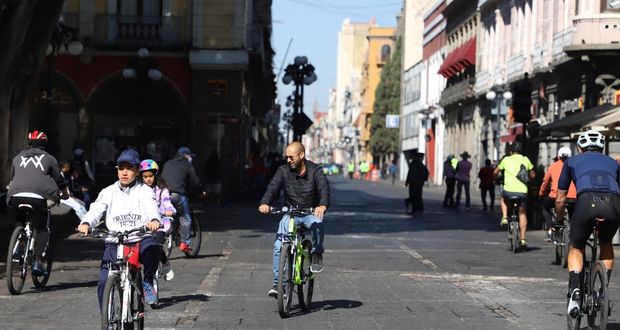 Autos no pueden transitar o estacionarse en calles durante Gran Paseo: edil