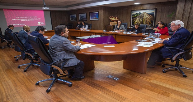 Agricultura revisará y actualizará 48 NOM en temas agropecuarios
