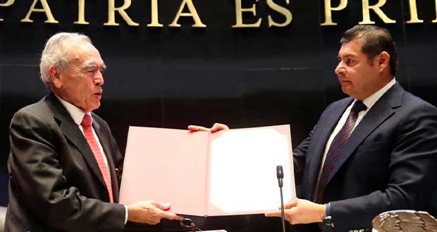 Armenta reconoce a creador de alerta sísmica y destaca talento mexicano 