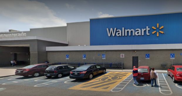 Roban celulares en Walmart de calzada Zaragoza, en Puebla capital