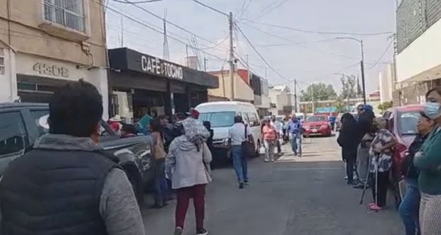Trámites en RAN: poblanos espera más de 12 horas en filas; piden agilizarlo