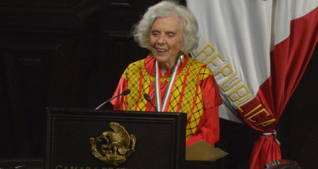 Poniatowska recibe medalla Belisario Domínguez; estas son algunas obras