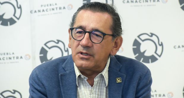 Canacintra se reunirá con gobernador; ampliación de aeropuerto, entre los temas
