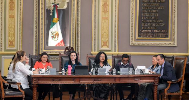 Panistas piden comparecer a secretaria de Finanzas ante Congreso de Puebla