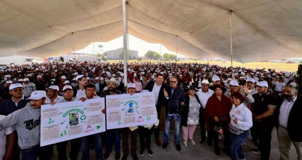 Armenta cumple compromiso con comerciantes de Tepeaca