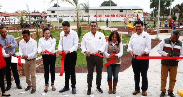 Con municipios, gobierno de Puebla concreta proyectos para detonar desarrollo y bienestar: Sergio salomón