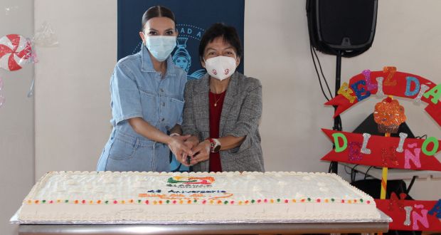 La Rectora María Lilia Cedillo Ramírez festeja el Día del Niño en el Círculo Infantil