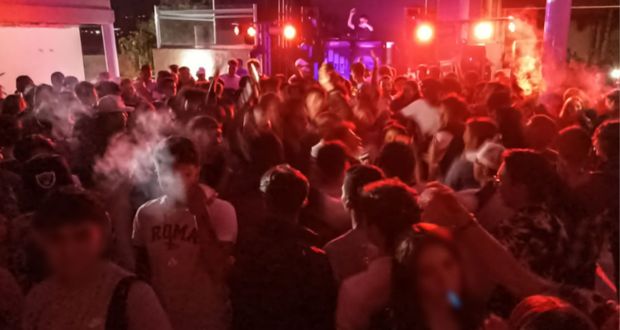 Fiestas clandestinas en Puebla: así puede denuncia ante ayuntamiento
