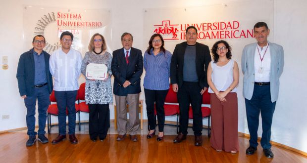 IBERO Puebla recibe acreditación para la Licenciatura de Ciencias Políticas y Administración Pública