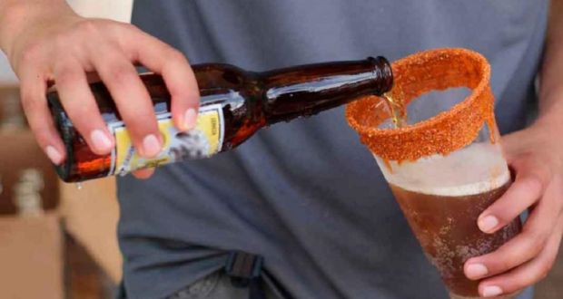 Sancionarían venta de alcohol en casas de Puebla; Cabildo, por aprobarlo