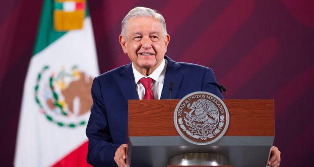 AMLO tiene Covid por 3a vez: suspenda giras y encarga mañaneras a Adán Augusto