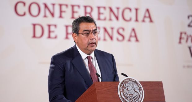 Céspedes acude a la mañanera y a reunión de seguridad en Palacio Nacional