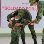 Ejército reconoce a Gustavo, de 5 años, como soldado honorario