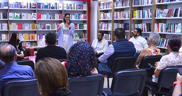 En BUAP, presentan libro sobre familia Revueltas