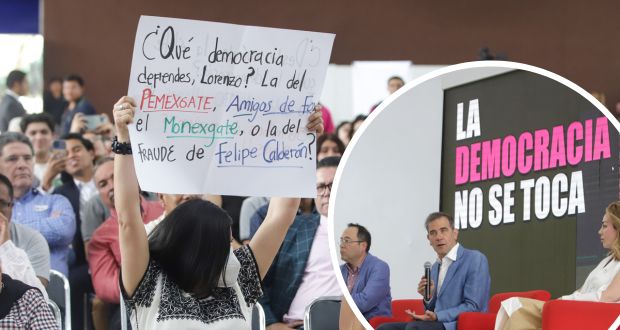 En Ibero de Puebla, protestan contra Lorenzo Córdova y Ciro Murayama