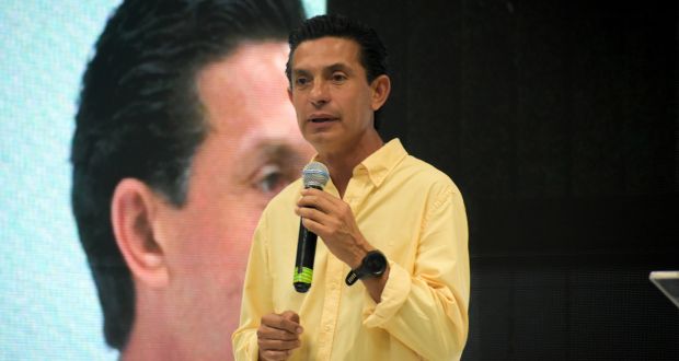 Carlos Martínez buscará candidatura a gobierno con “Va por Puebla”