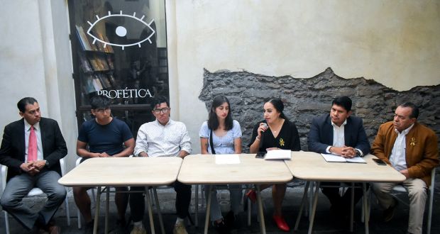 Ciclistas exigen disculpa de conductor que irrumpió en rodada en la Recta