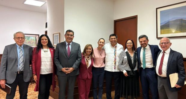 Céspedes se reúne con AMLO y funcionarios para afinar proyectos en Puebla