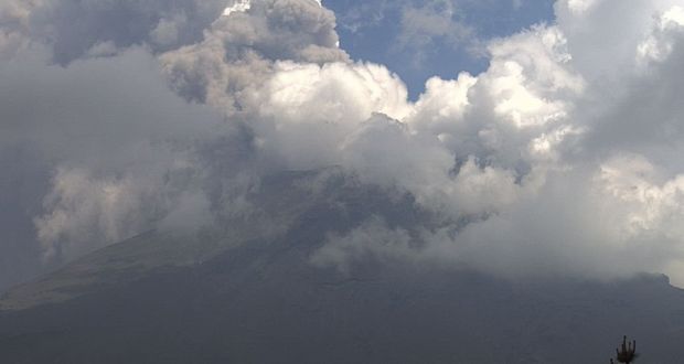 Popocatépetl suma 34 horas sin explosiones; actividad sigue a la baja