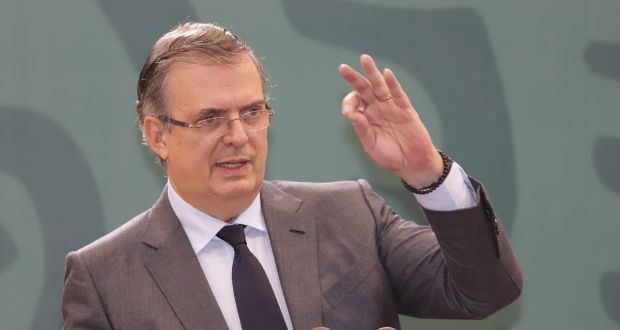 México y EU firman histórico memorándum sobre movilidad laboral: Ebrard