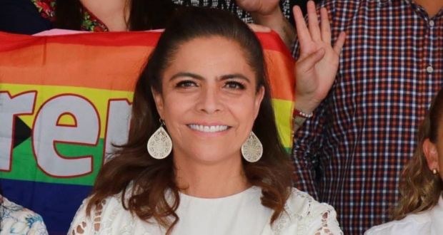 Olivia Salomón va por certificación de Morena para candidatura a gubernatura