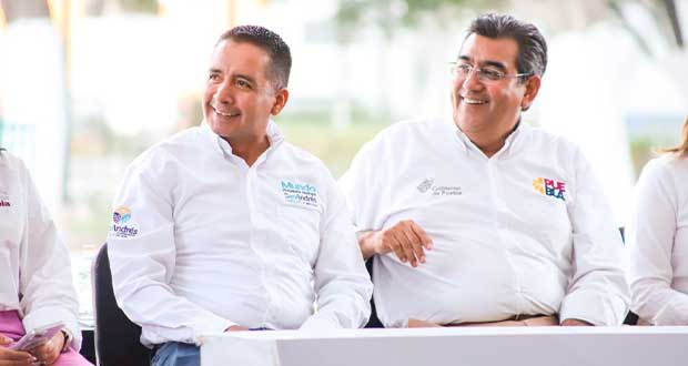 Céspedes y Tlatehui acuerdan panteón en Tonantzintla, radial y unidad deportiva