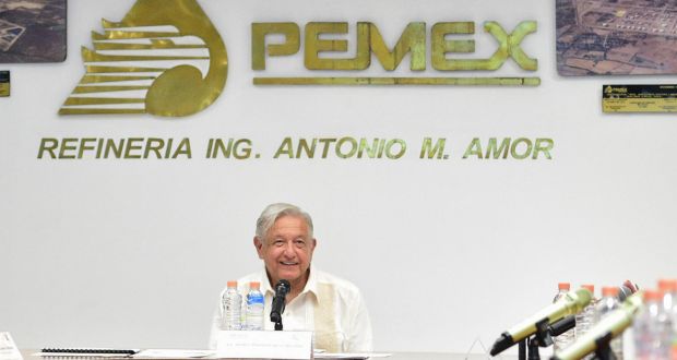 AMLO anuncia inversión de 3,500 mdp para refinerías
