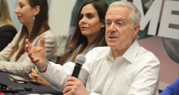 Creel anuncia inscripción como aspirante a candidatura del PAN a la presidencia