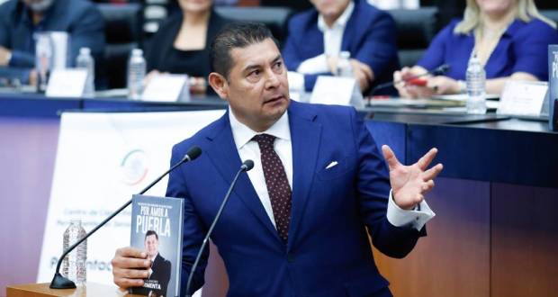 En Senado, Armenta da diagnóstico y soluciones a problemas de Puebla