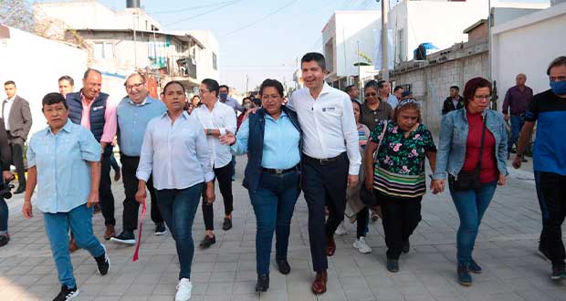 Ayuntamiento rehabilita 10 calles junto con vecinos en colonias del oriente