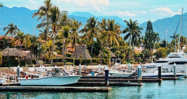 Disfruta de unas vacaciones en Nuevo Vallarta en un condominio de lujo