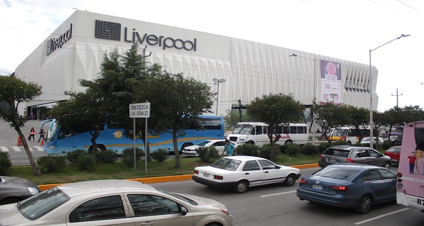 En Parque Puebla, asaltan a jovencita y no la auxilia seguridad privada