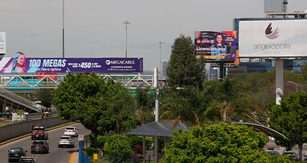Espectaculares en Puebla se pondrán con solicitud y evaluación; durarán 5 años