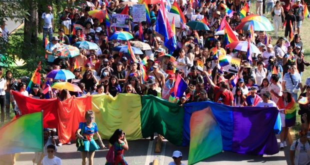 Marcha LGBT en Puebla: exigen un alto a los crímenes de odio
