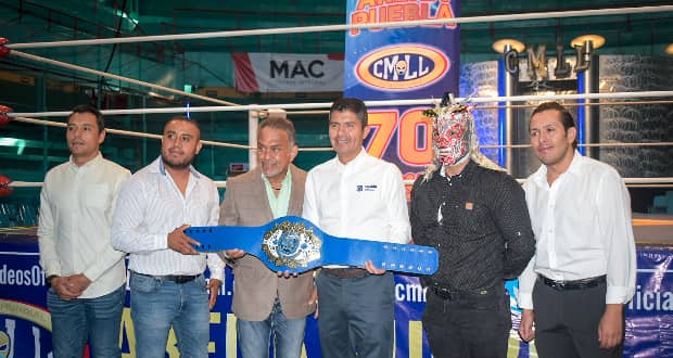 Rivera develará placa en La Arena Puebla por 70 aniversario Agencia EsImagen: Anel Esgua