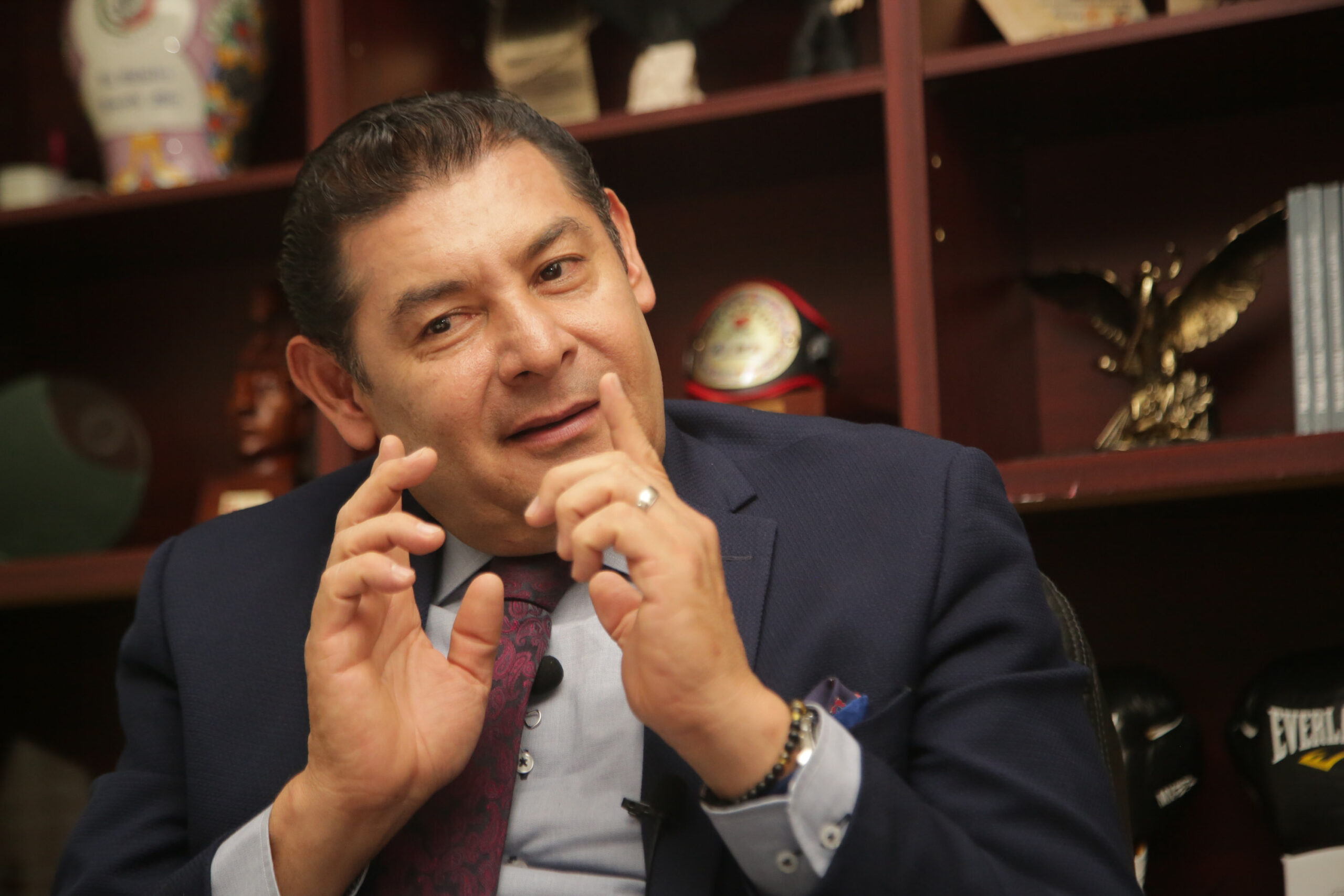 El senador Alejandro Armenta Mier señaló que la extracción del litio en Puebla y México será con inversión privada, pública y social,