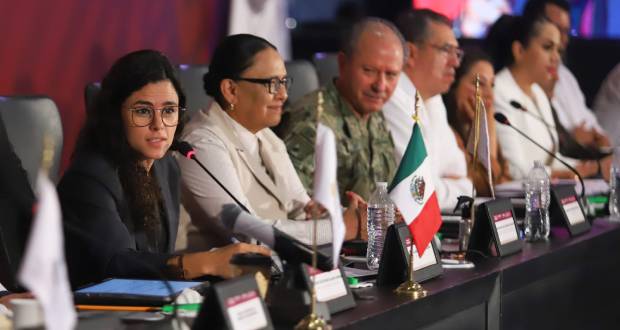 Alcalde llama a mantener la división entre gobierno y delincuencia